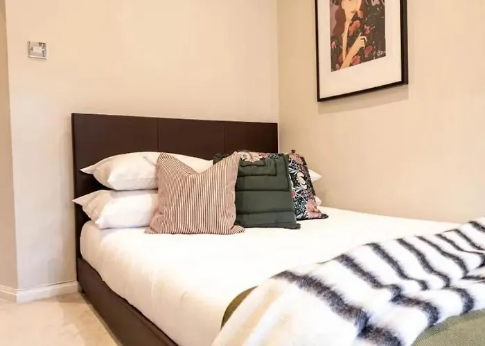 Deluxe 2-Bedroom Apartment In Kings Cross
